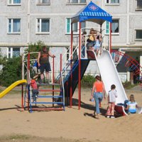 В восьми районах Новосибирской области детские площадки не соответствуют санитарным нормам