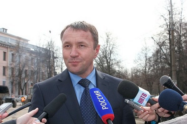 Андрей Жижин во время беседы с журналистами