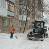 После снегопада дорожники в Нижнем Новгороде перешли на круглосуточную работу