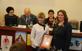 Победители конкурса «Голос ребенка» из Городецкого района получили подарки от депутата Законодательного собрания Сергея Зуденкова