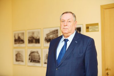 АНОШКИН Владимир Петрович
